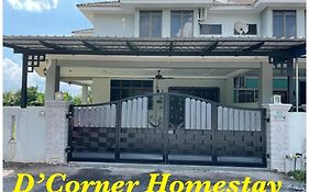 D' Corner Homestay